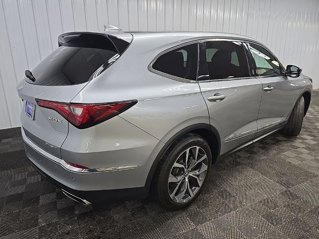 Used 2023 Liquid Carbon Metallic Acura Technology image 10
