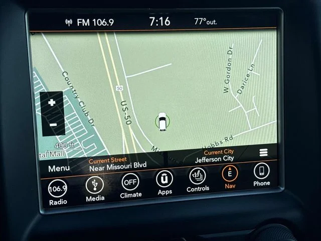 Used 2018 White Jeep Overland image 29