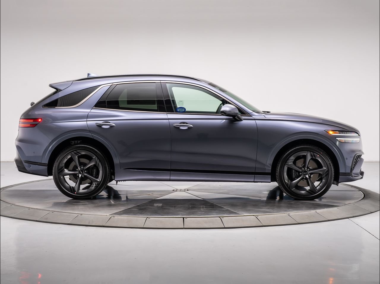 New 2026 Ceres Blue Genesis 2.5T SPORT PRESTIGE image 6