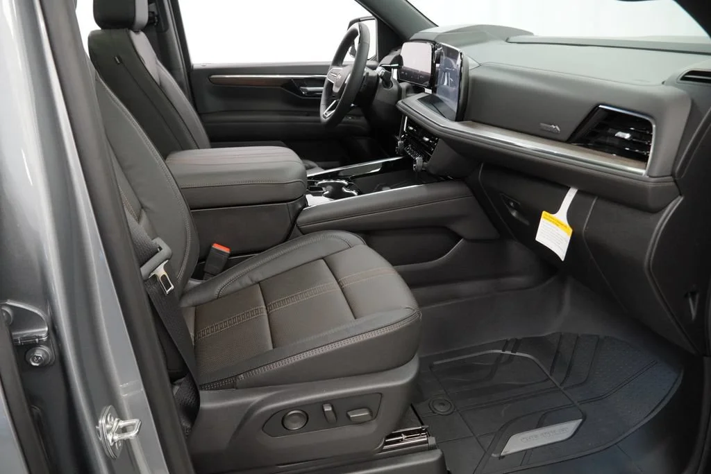 New 2026 Sterling Gray Metallic Chevrolet High Country image 33