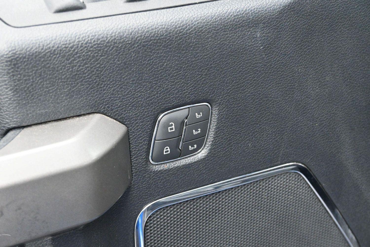 Used 2021 Velocity Blue Ford Platinum image 11