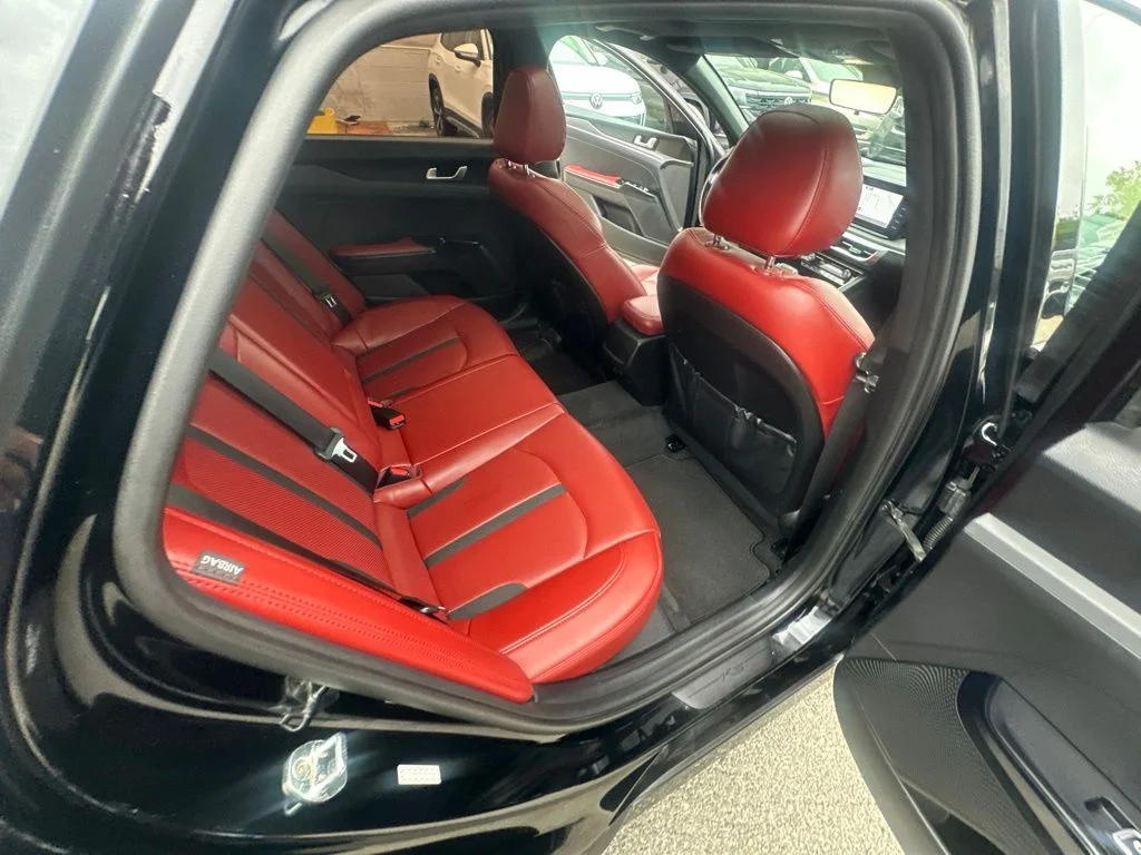 Used 2022 Black Kia GT-Line image 30
