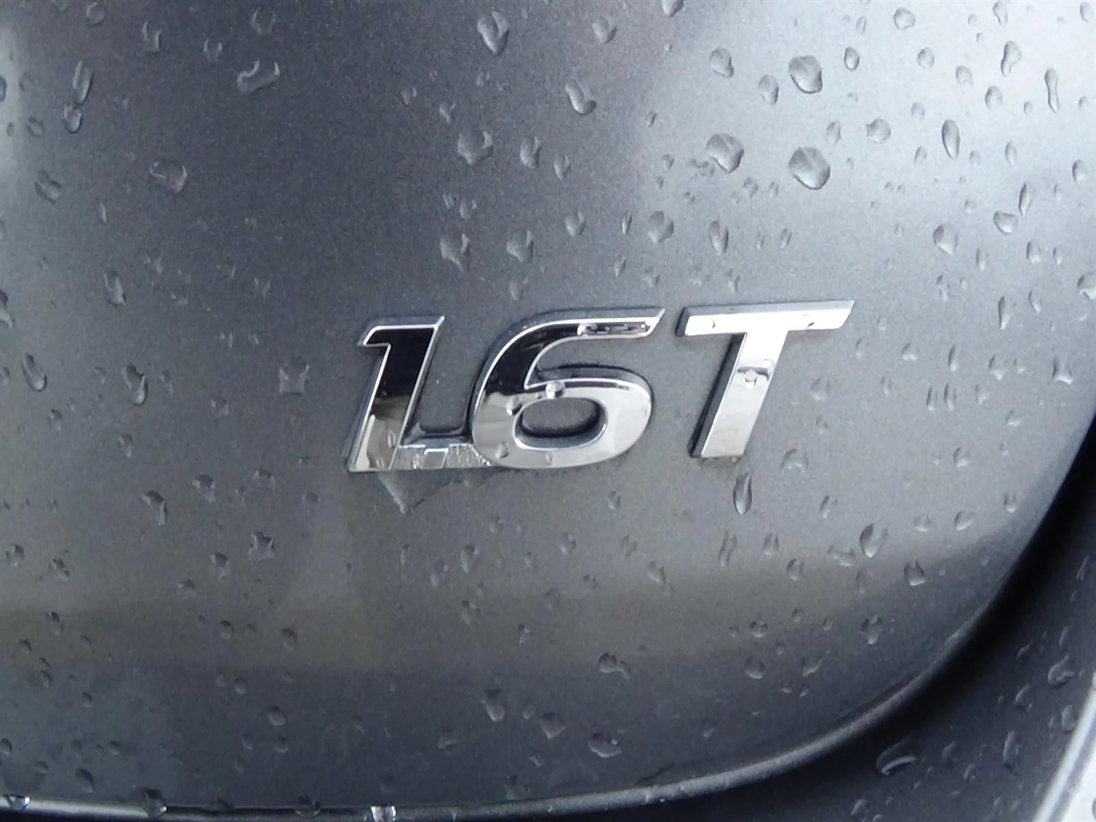 Used 2018 Machine Gray (2c) Hyundai Eco image 10