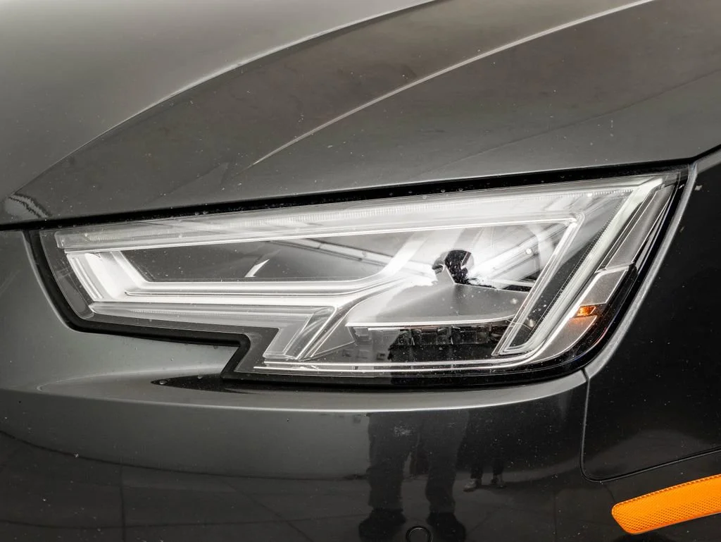 Used 2018 Manhattan Gray Metallic Audi 2.0T Premium Plus image 15