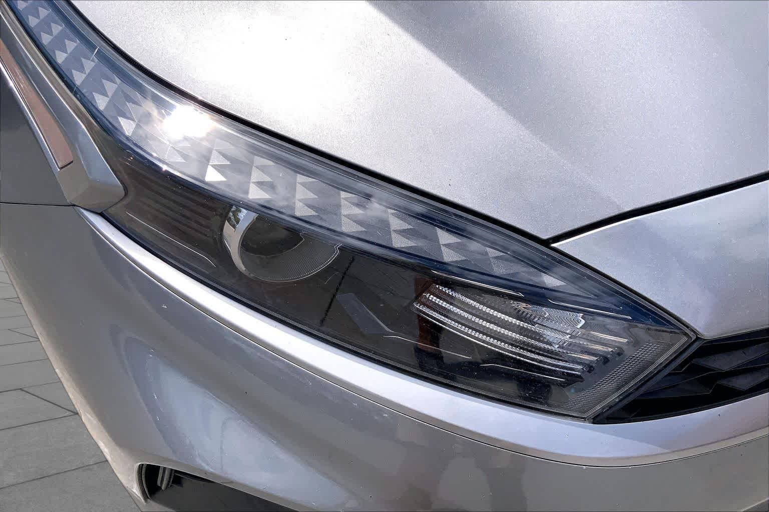 Used 2024 Steel Gray Kia LXS image 27