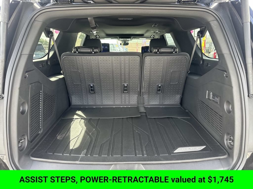 2026 Chevrolet Suburban Premier - Photo 8