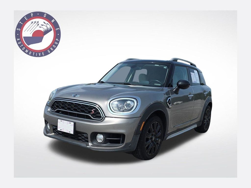 2017 MINI Countryman S's photo