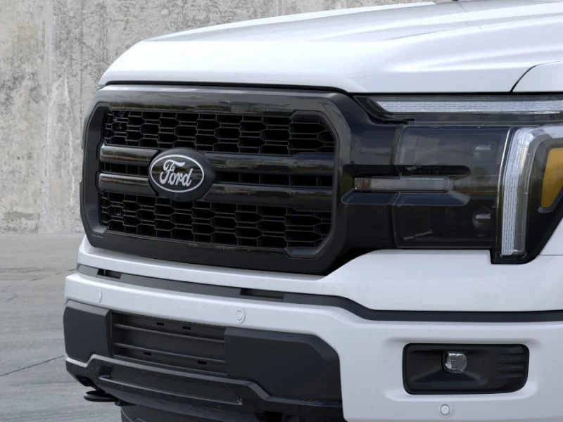 New 2026 Star White Metallic Tri-Coat Ford Lariat® image 17