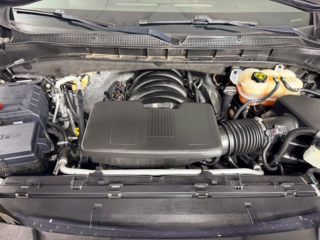 Used 2023 Gray Chevrolet Premier image 32