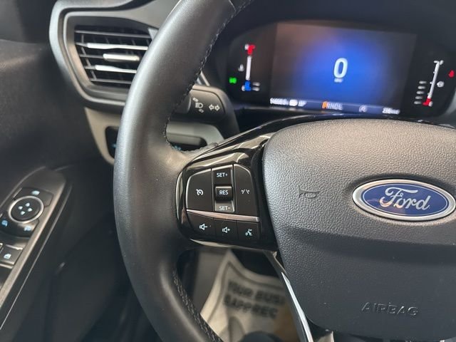 Used 2023 Silver Ford Active image 29