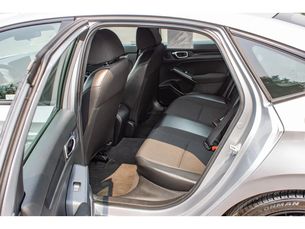 Used 2024 Lunar Silver Metallic Honda Sport image 16