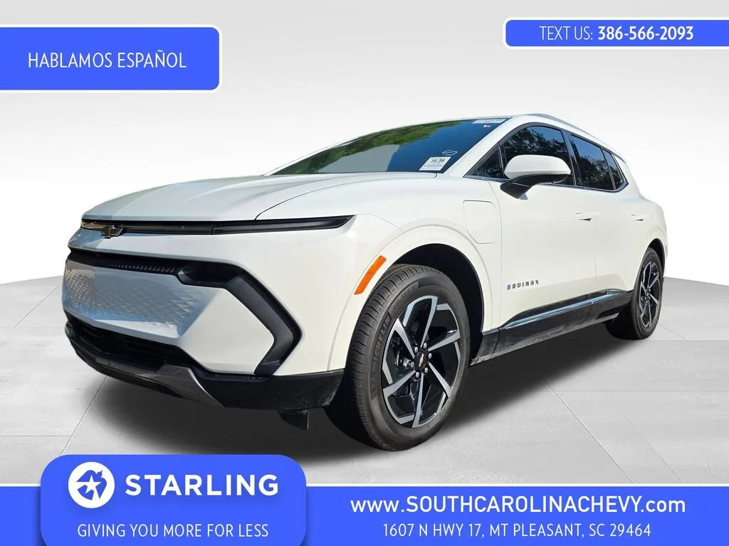 Used 2025 Summit White Chevrolet LT image 1