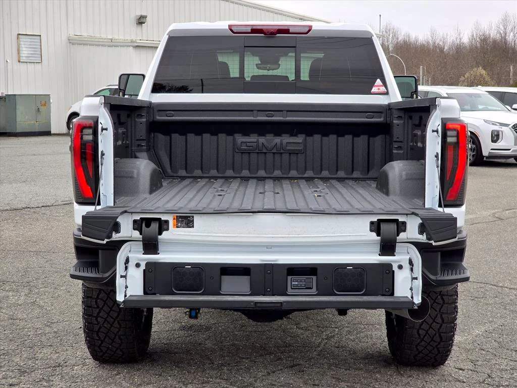 New 2026 Summit White GMC AT4X image 21