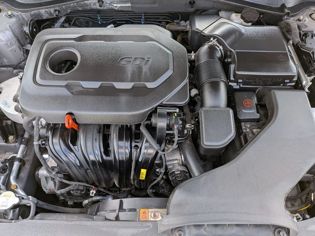 Used 2016 Gray Kia LX image 28