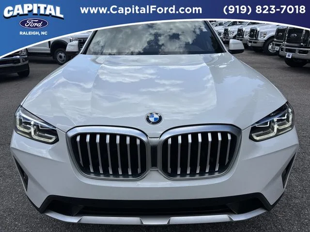 Used 2023 White BMW sDrive30i image 10