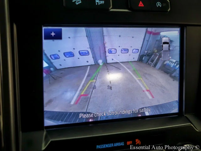 Used 2020 White Ford XLT image 17