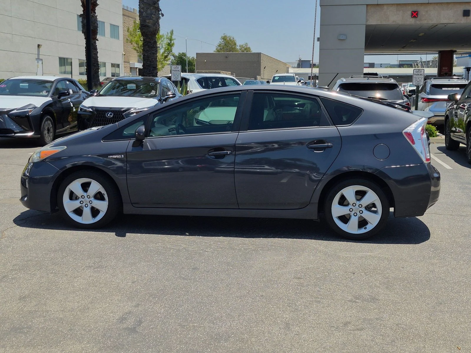 Used 2013 Winter Gray Metallic Toyota Five image 9