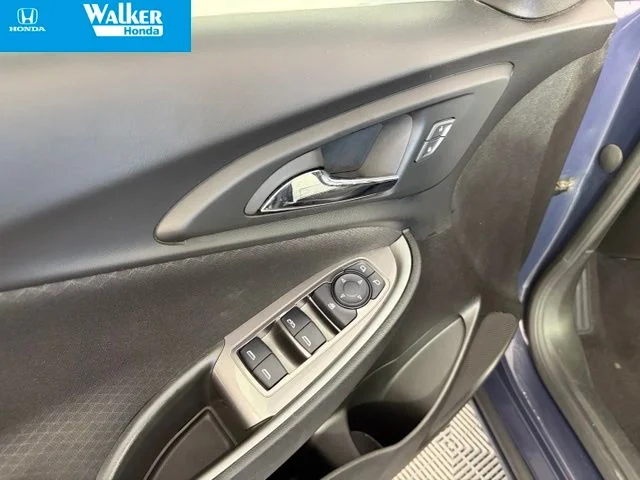 Used 2025  Chevrolet LT image 26
