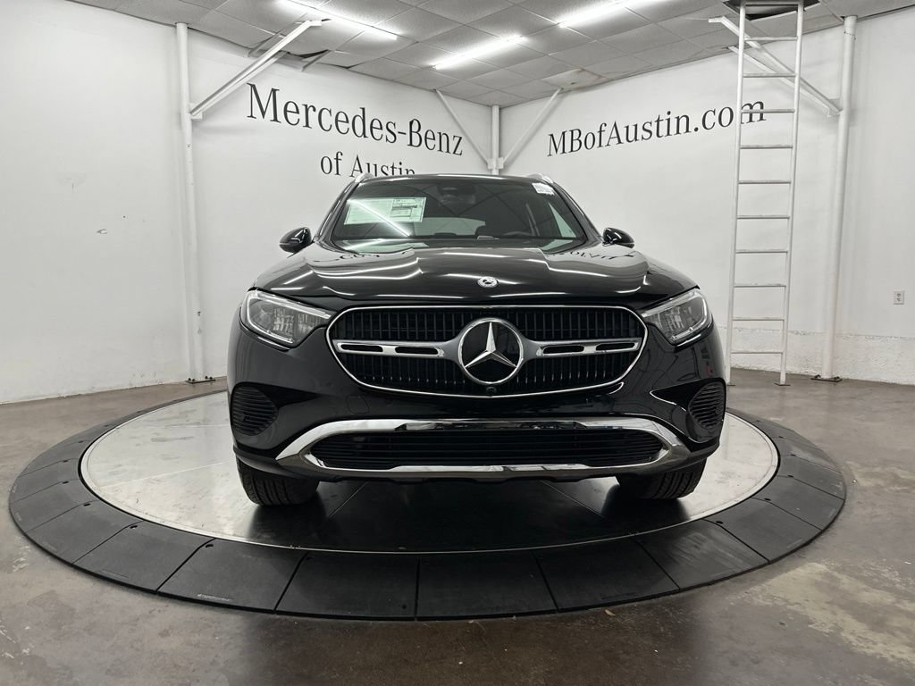 New 2026 Black Mercedes-Benz GLC 300 image 32