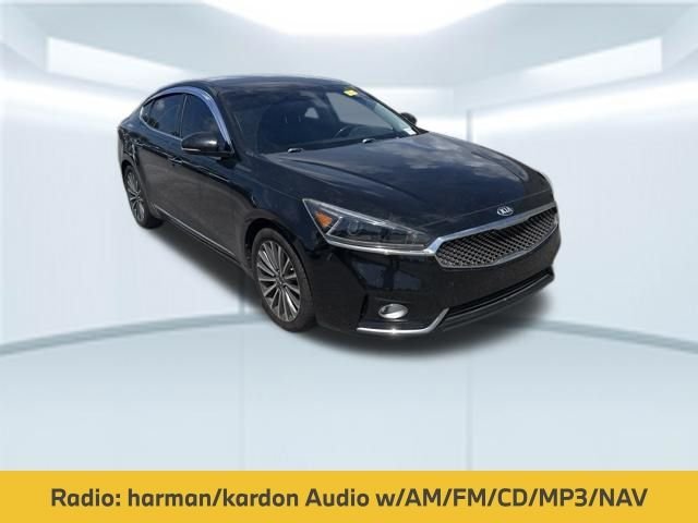 Used 2017 Black Kia Premium image 4