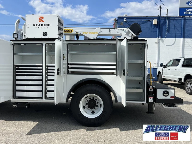 New 2025 Oxford White Ford F-750 SD Diesel Straight Frame image 12