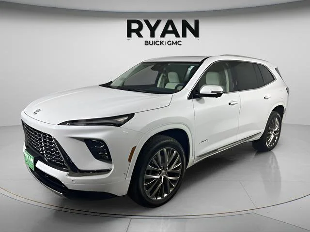 2026 Buick Enclave Avenir AWD's photo