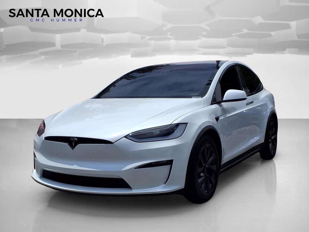 2024 Tesla Model X Long Range's photo