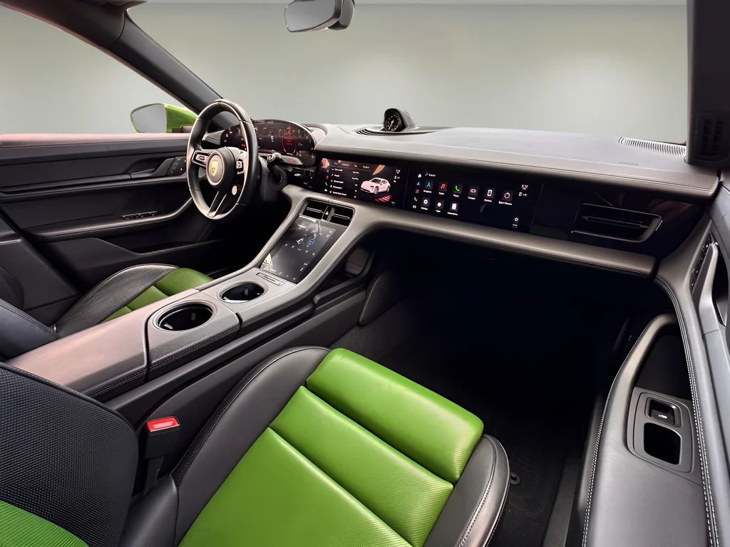 Used 2023 Green Porsche 4S image 22