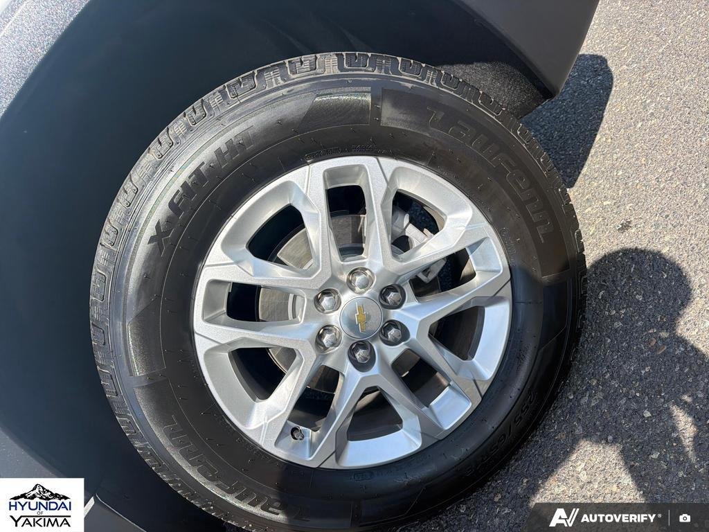 Used 2023 Summit White Chevrolet LS image 6