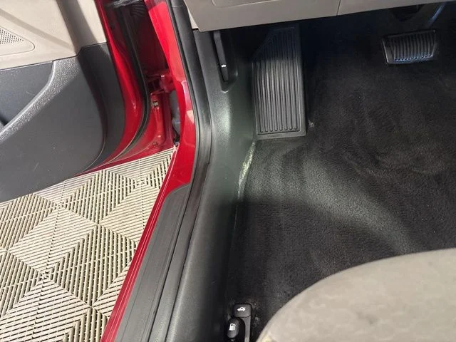 Used 2019 Red Hyundai Value Edition image 27