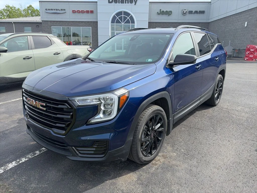 2023 GMC Terrain SLE AWD's photo