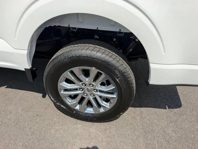 New 2026 Star White Metallic Tri-Coat Ford Lariat® image 32