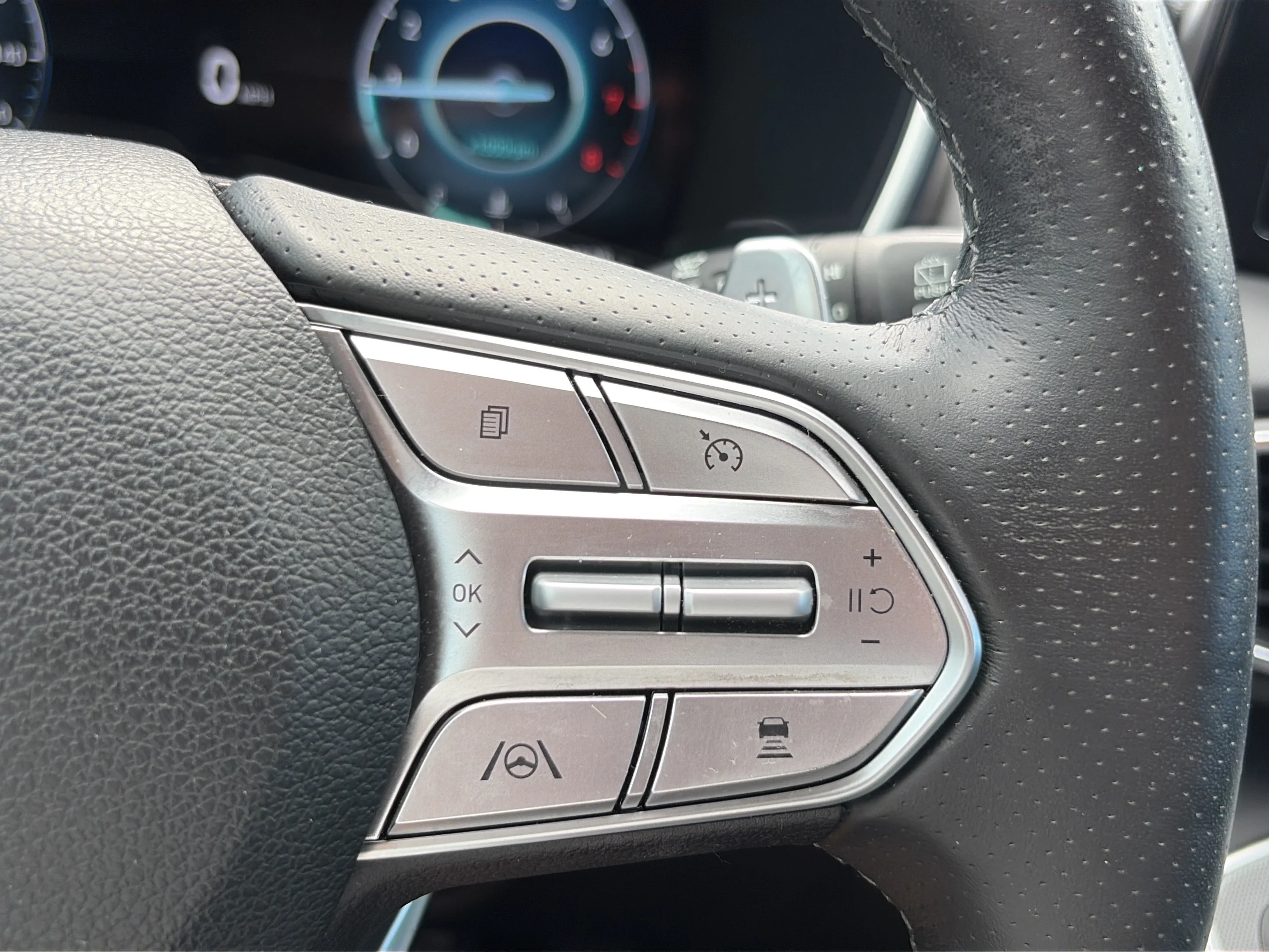 Used 2023 Portofino Gray Hyundai Calligraphy image 26