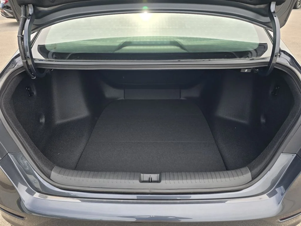 New 2026 Meteorite Gray Metallic Honda LX image 26