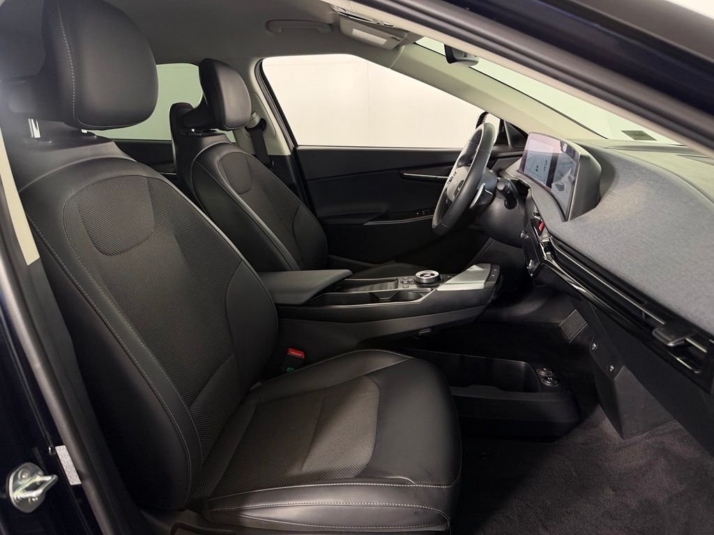 Used 2024 Blue Kia Light image 30