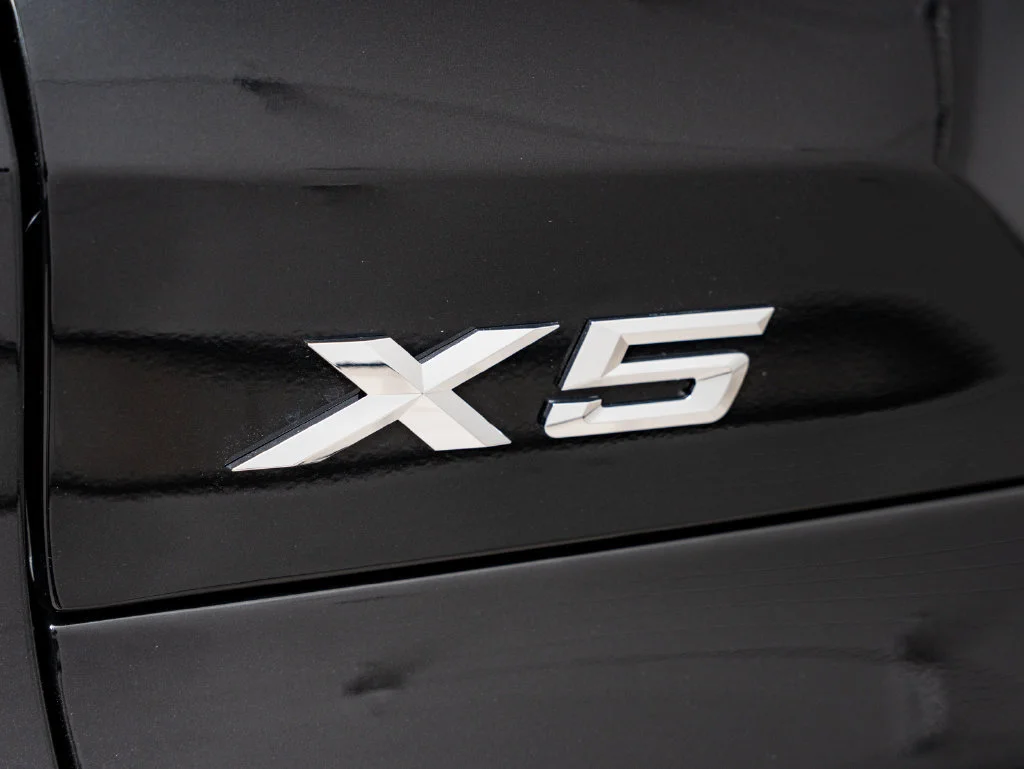 New 2026 Black Sapphire Metallic BMW xDrive40i image 18