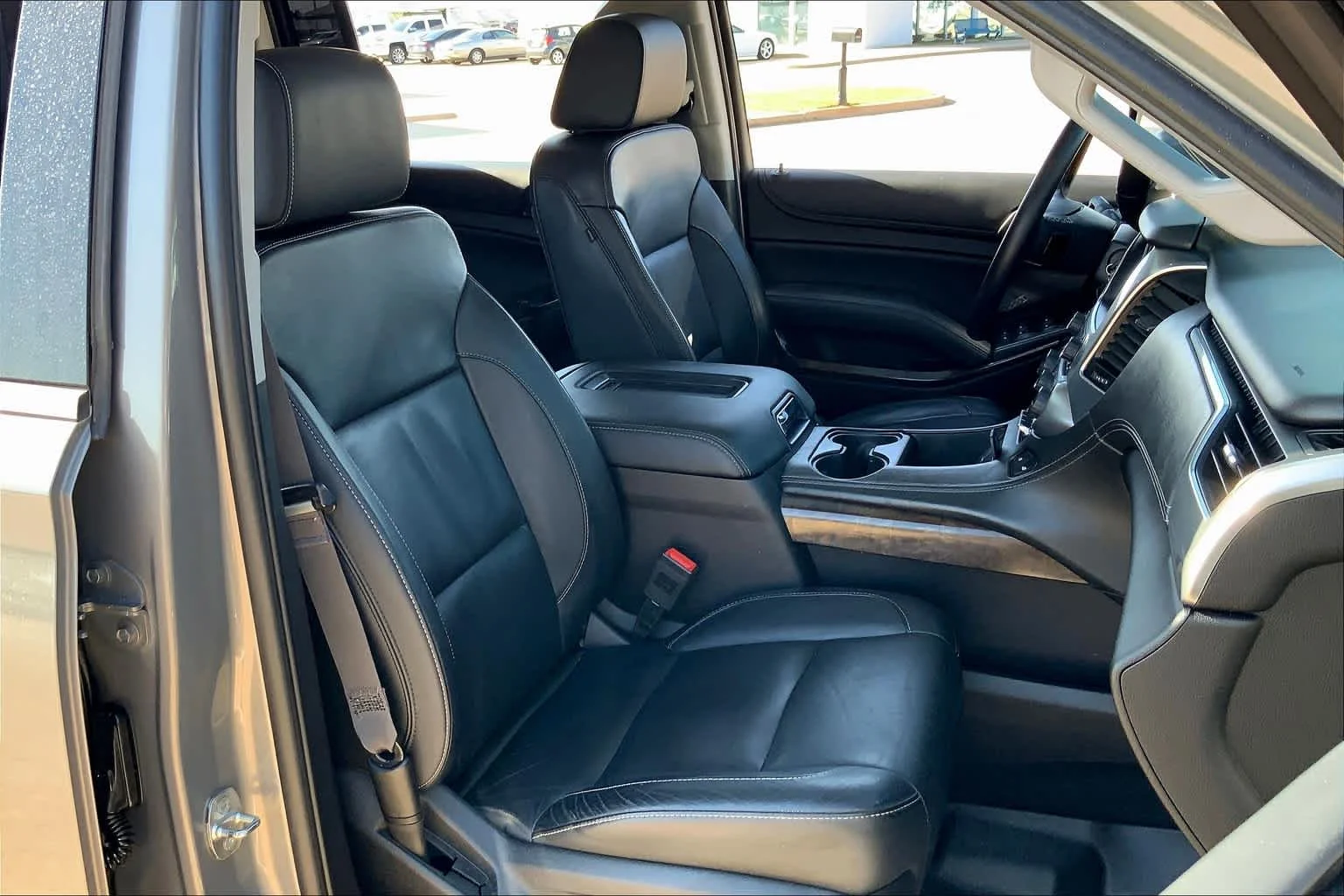 Used 2017 Pepperdust Metallic Chevrolet LT image 7