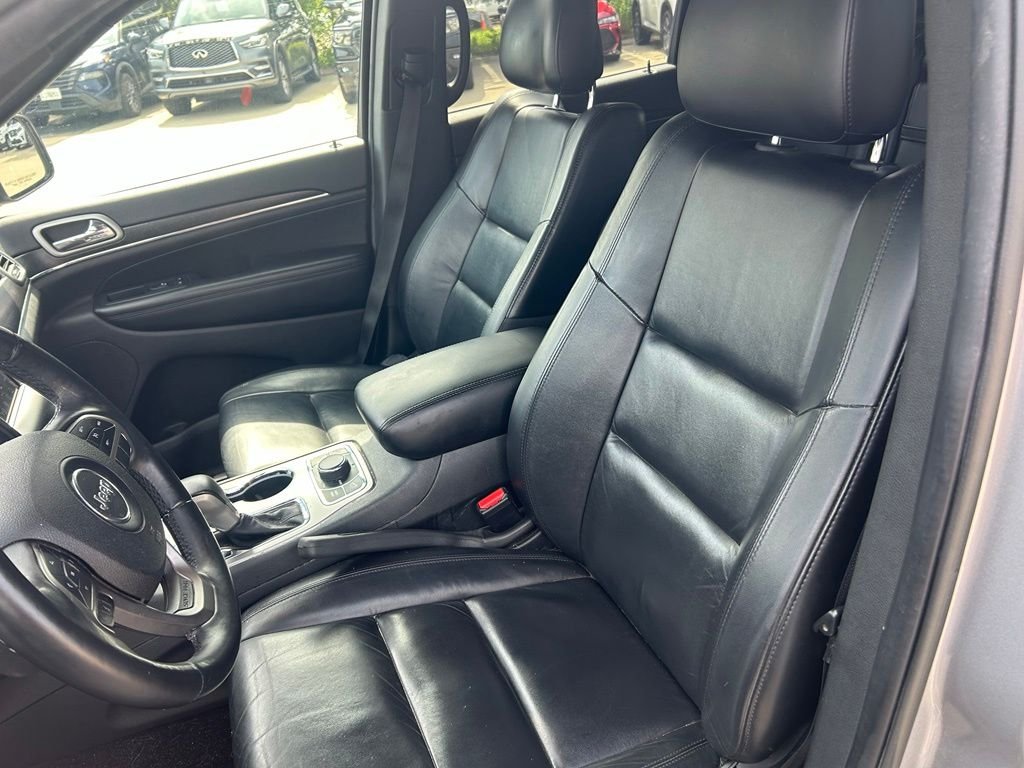 Used 2018 Billet Silver Metallic Jeep Limited image 5