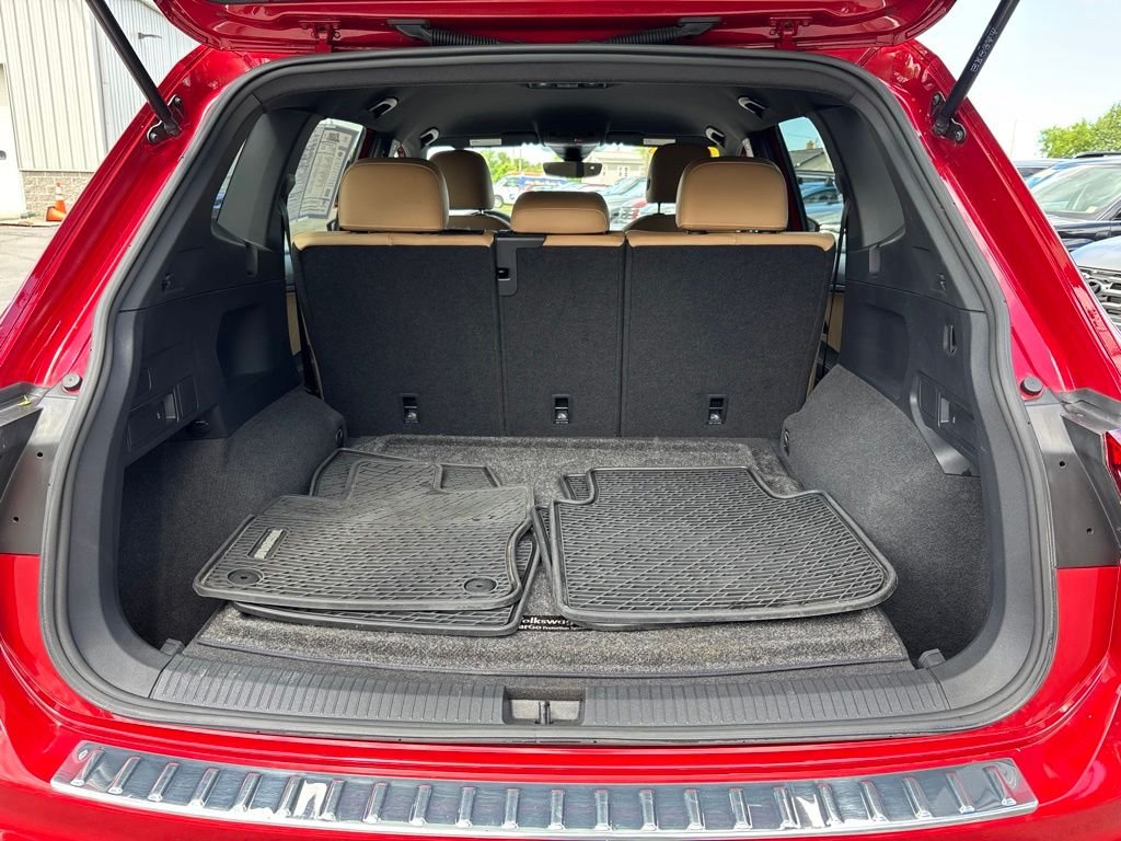 Used 2022  Volkswagen 2.0T SE image 34
