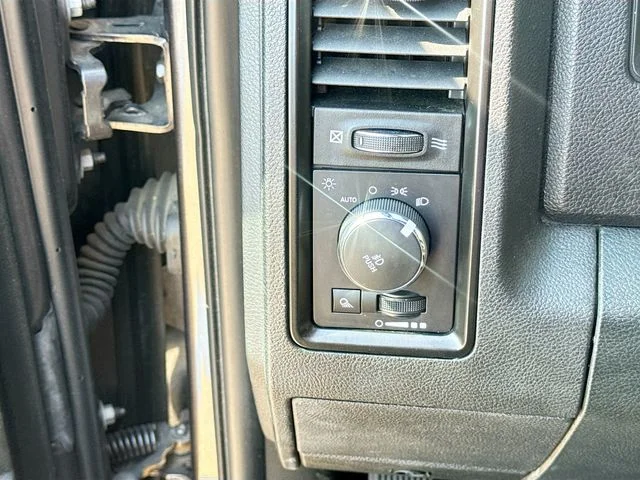 Used 2018 Gray Ram Rebel image 10