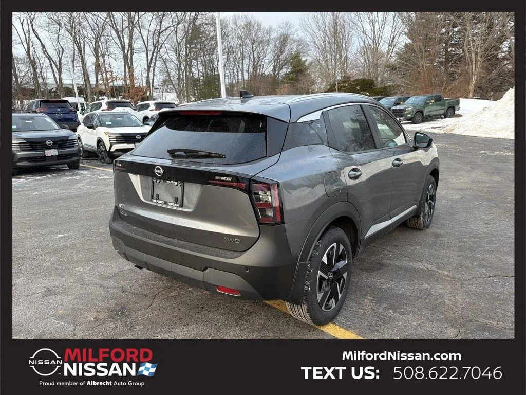 Used 2026 Gray Nissan SV image 4