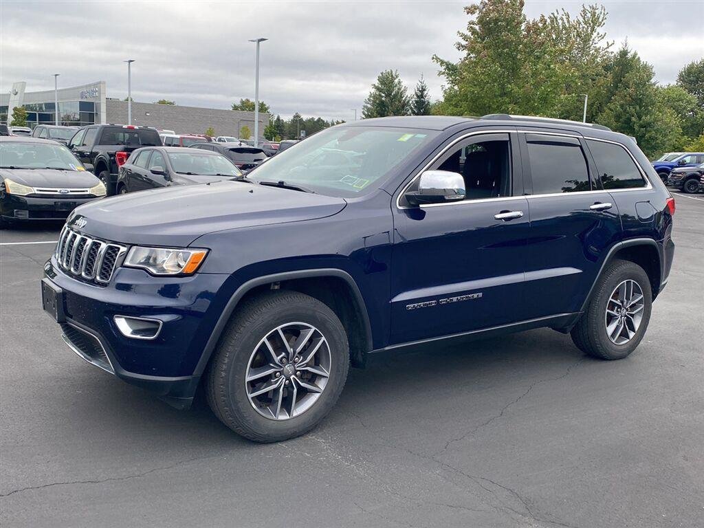 Used 2018 True Blue Pearlcoat Jeep Limited image 6