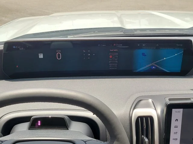 New 2026 Oxford White Ford Active image 32