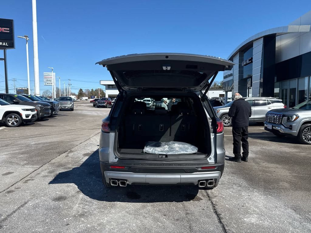 2026 GMC Acadia Elevation - Photo 11