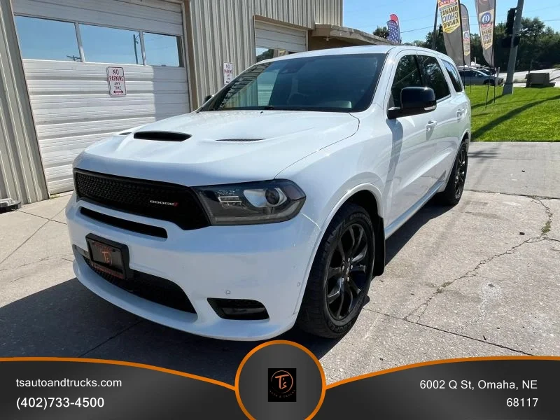 Used 2019 White Dodge R/T Sport Utility 4D image 2