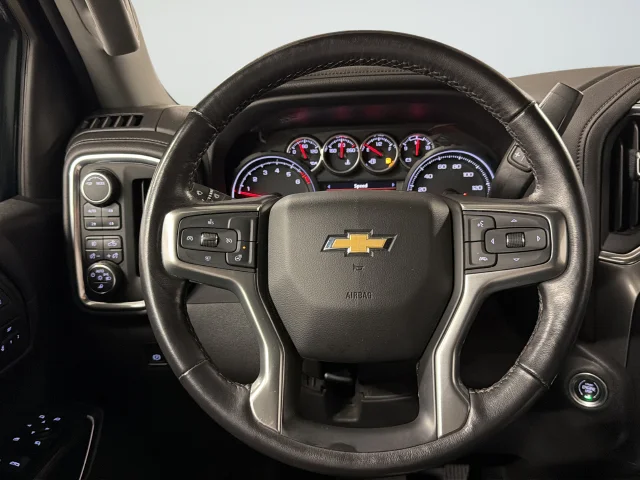 Used 2022 Black Chevrolet LTZ image 38