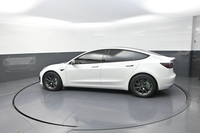 Used 2022  Tesla Long Range image 44
