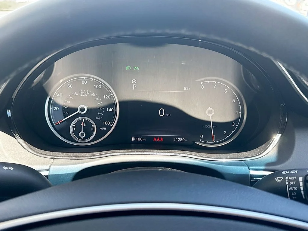 2025 GENESIS GV70 Standard - Photo 21