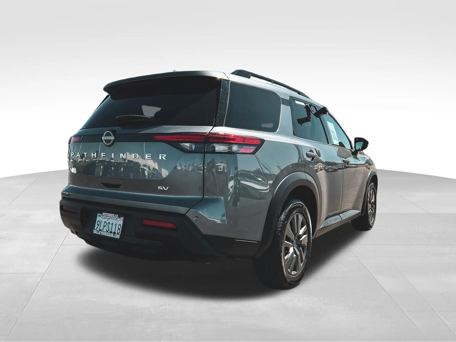 Used 2024 Gray Nissan SV image 7