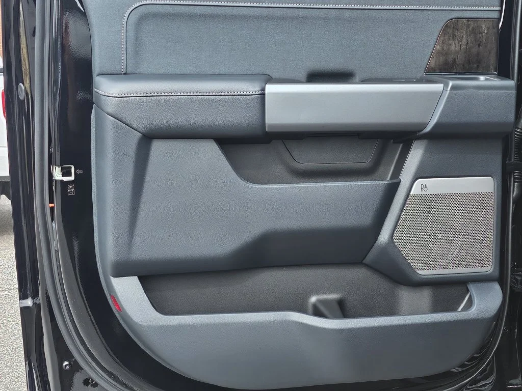 New 2026 Agate Black Metallic Ford F-250® Lariat® image 42